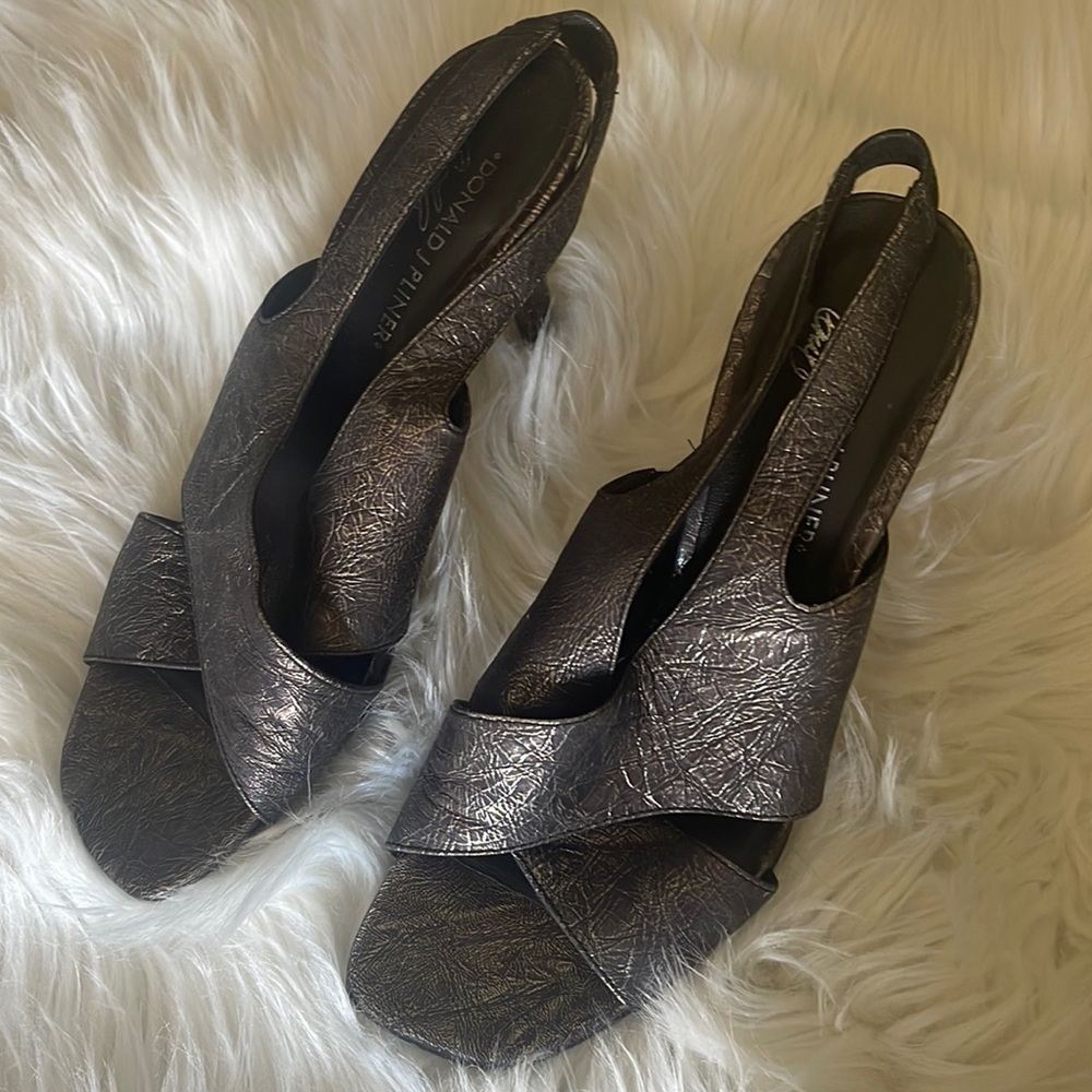 Donald pliner, size 9 sandals, worn maybe twice